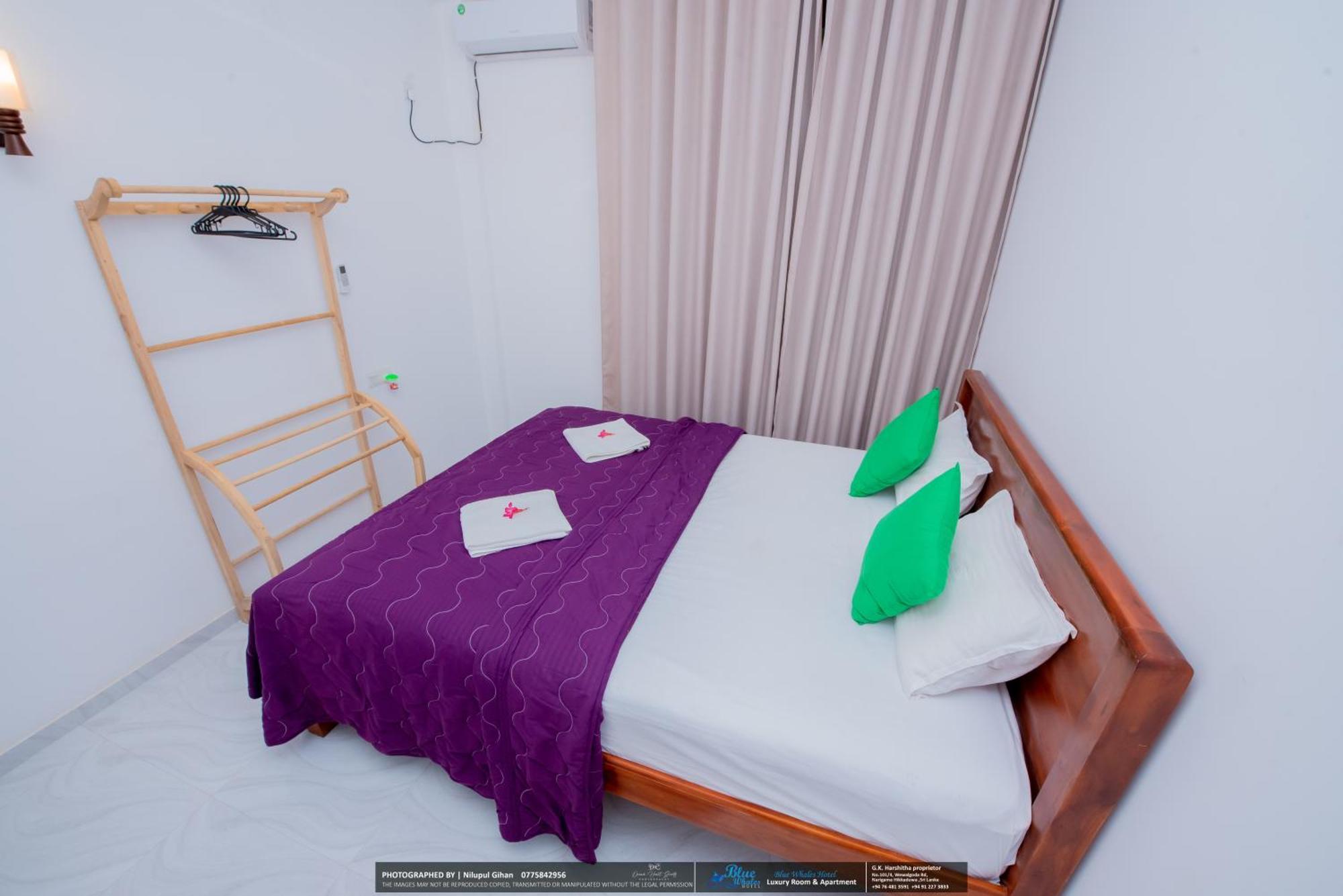 Blue Whales Hotel ヒッカドゥワ エクステリア 写真